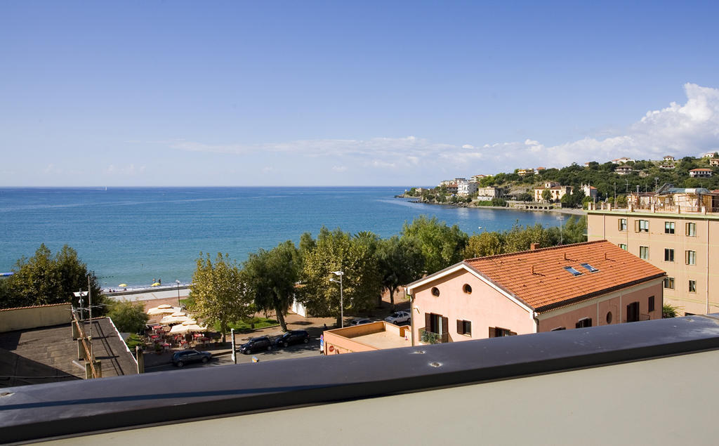 Hotel Vittoria Sapri Exterior photo